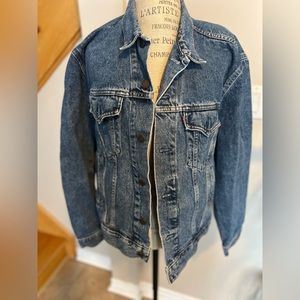 Men’s Levi denim jacket